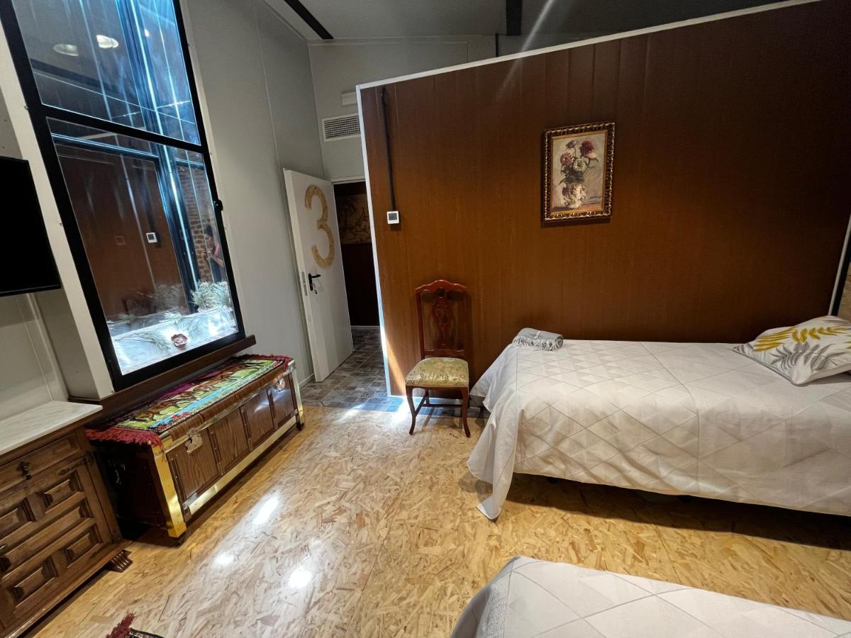 Casa Ruina Guest House Nava del Rey Eksteriør bilde